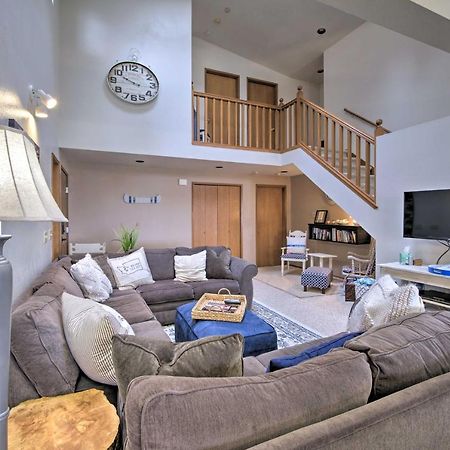Warm Beach Hideaway With Private Beach! Stanwood Экстерьер фото
